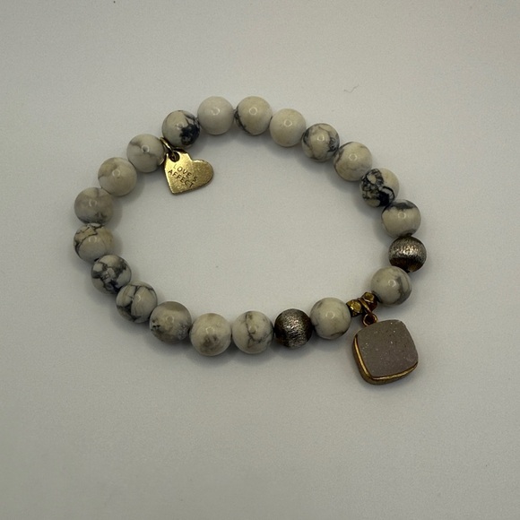 Love’s Affect grey white howlite beaded bracelets - Picture 3 of 4